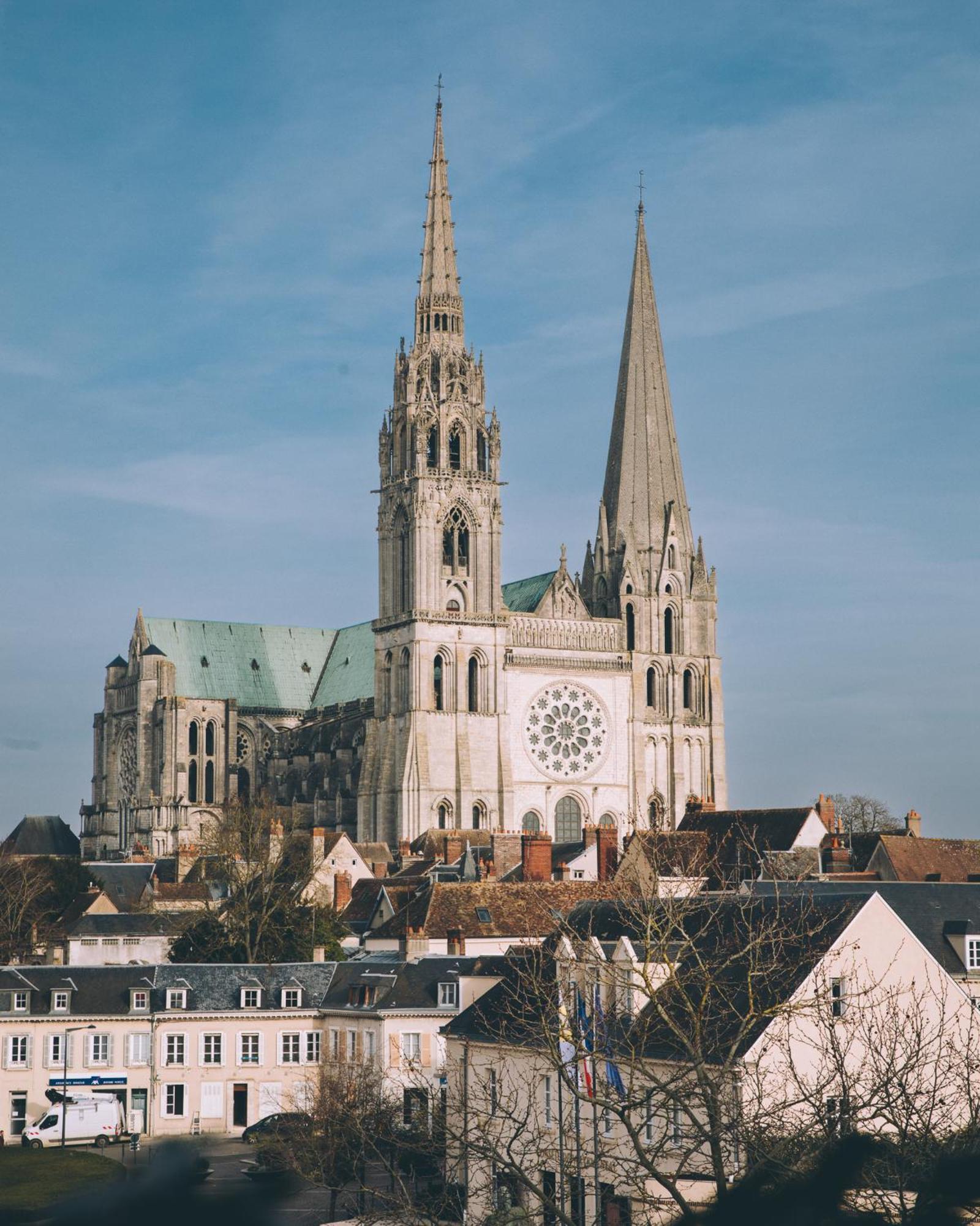 Le Boeuf Couronne - Hotel & Restaurant Chartres- Logis Hotels Exterior photo
